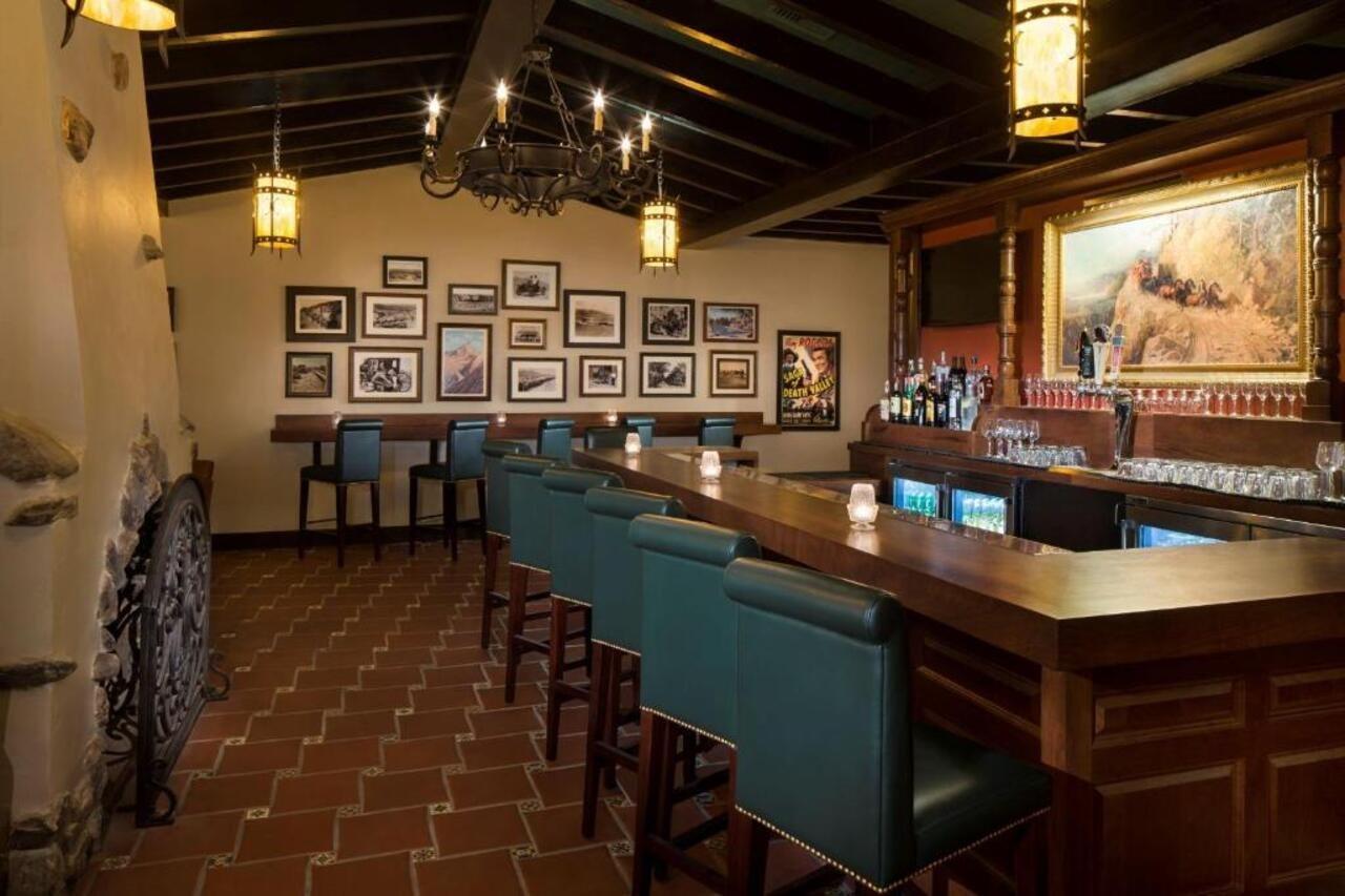 The Inn At Death Valley Bagian luar foto The bar at the Santa Barbara Club